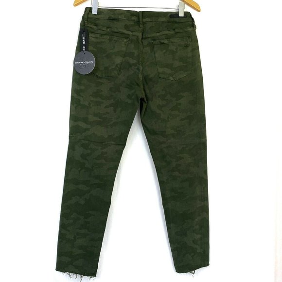 Articles Of Society Denim - NWT Articles of Society 30 Skinny Crop Camo Jeans